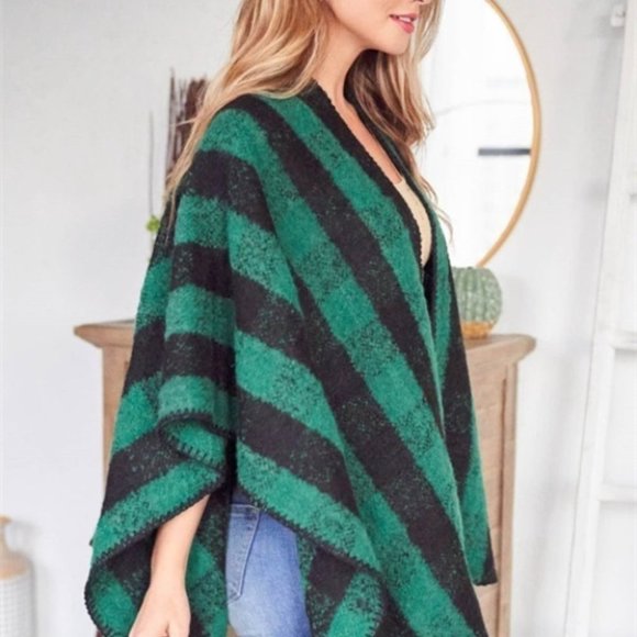 Buffalo Checkered Shawl Wrap green/black - Picture 4 of 6